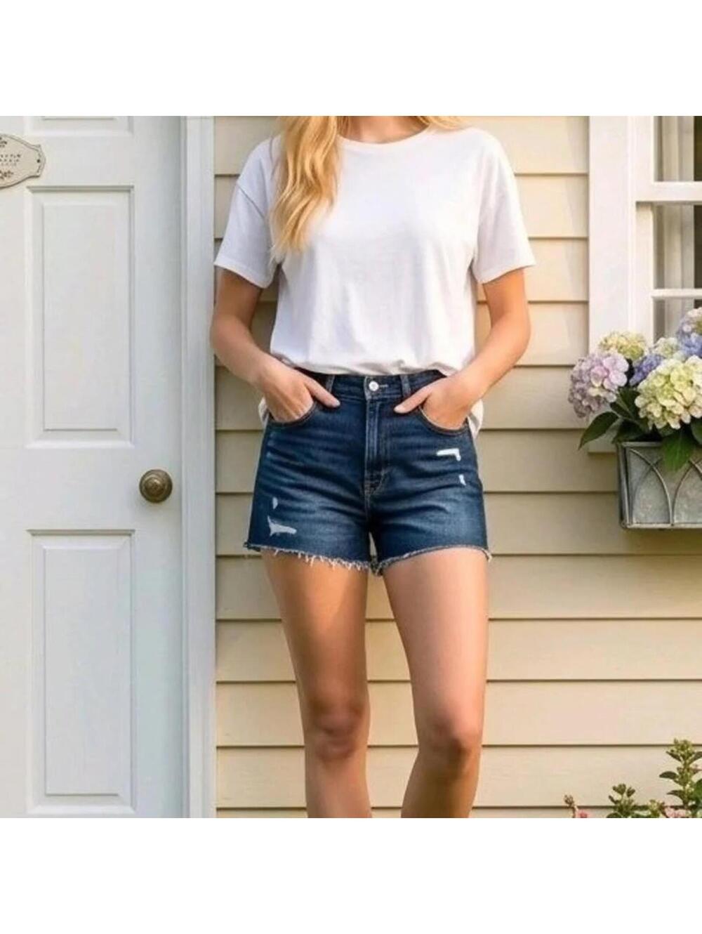 Old Navy Sky Hi A-Line Denim Shorts Distressed Dark Wash Size 8 NWT
